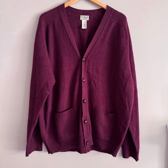 LL Bean Men's Lambs Wool Maroon Red V Neck Cardigan Sweater Size Large - Picture 1 of 3